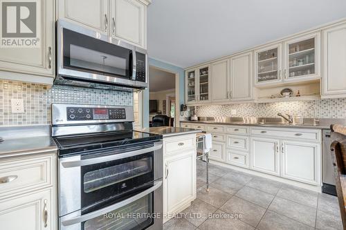 5348 Rice Lake Scenic Drive, Hamilton Township, ON - Indoor Photo Showing Kitchen