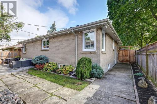 389 Mckeon Avenue, London, ON - Outdoor With Exterior