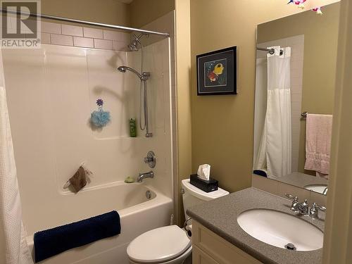 2629 Cornwall Drive Unit# 109, Penticton, BC - Indoor Photo Showing Bathroom