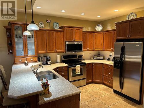 2629 Cornwall Drive Unit# 109, Penticton, BC - Indoor Photo Showing Kitchen With Stainless Steel Kitchen With Double Sink