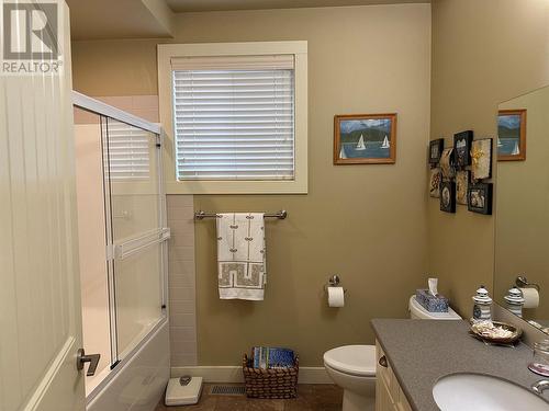 2629 Cornwall Drive Unit# 109, Penticton, BC - Indoor Photo Showing Bathroom