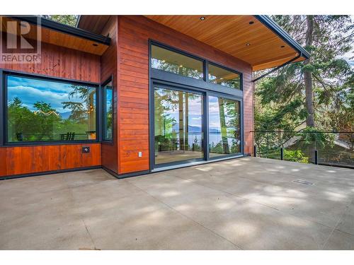 372 Clifton Road N, Kelowna, BC - Outdoor