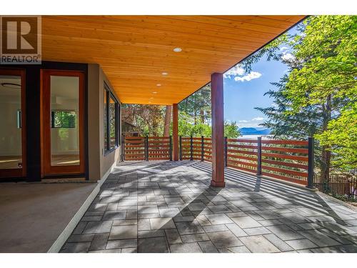 372 Clifton Road N, Kelowna, BC - Outdoor With Deck Patio Veranda With Exterior