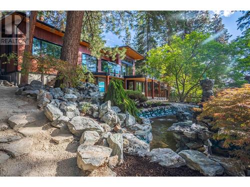 372 Clifton Road N, Kelowna, BC - Outdoor