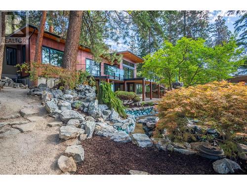 372 Clifton Road N, Kelowna, BC - Outdoor