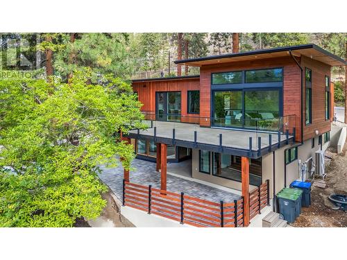 372 Clifton Road N, Kelowna, BC - Outdoor