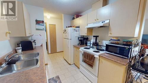 206 8507 86 Street, Fort St. John, BC - Indoor Photo Showing Kitchen With Double Sink