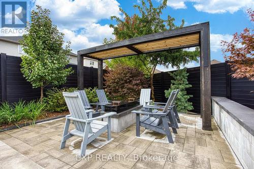 44 Riesling Court, Hamilton, ON - Outdoor With Exterior