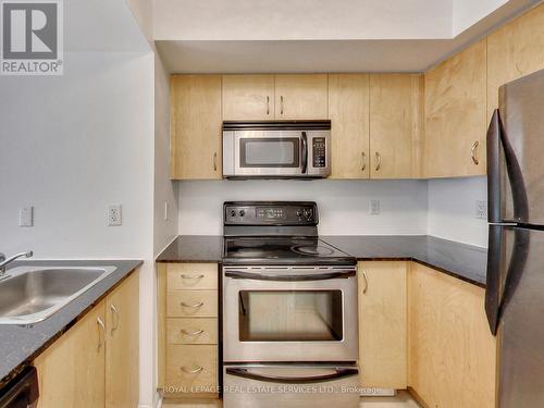 1112 - 20 Laidlaw Street, Toronto, ON - Indoor Photo Showing Kitchen