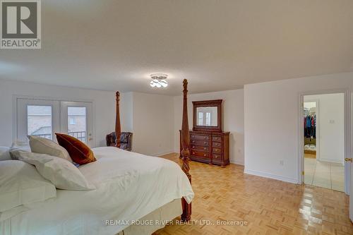 13 Pathlink Gate, Brampton, ON - Indoor Photo Showing Bedroom