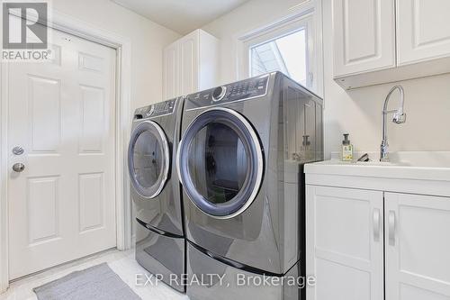 40 Lido Drive, Hamilton, ON - Indoor Photo Showing Laundry Room