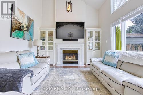 40 Lido Drive, Hamilton, ON - Indoor Photo Showing Living Room With Fireplace