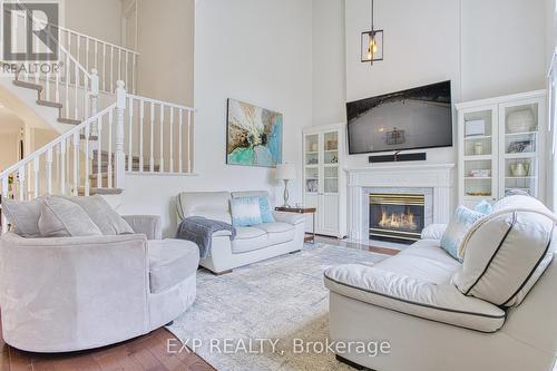 40 Lido Drive, Hamilton, ON - Indoor Photo Showing Living Room With Fireplace