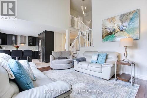 40 Lido Drive, Hamilton, ON - Indoor Photo Showing Living Room