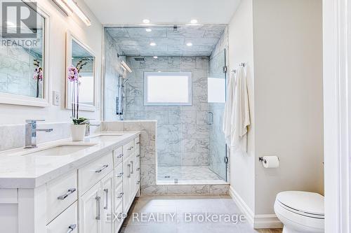 40 Lido Drive, Hamilton, ON - Indoor Photo Showing Bathroom