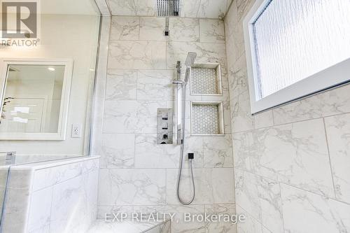 40 Lido Drive, Hamilton, ON - Indoor Photo Showing Bathroom