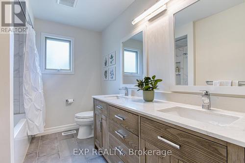 40 Lido Drive, Hamilton, ON - Indoor Photo Showing Bathroom