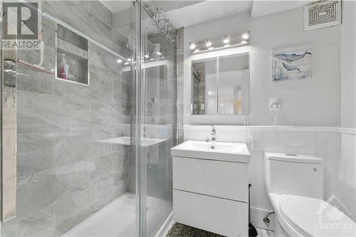 158A Mcarthur Avenue Unit#1208, Ottawa, ON - Indoor Photo Showing Bathroom