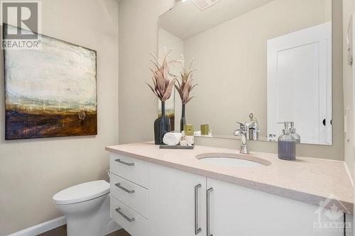 Second level powder room - 455 Duchess Avenue, Ottawa, ON - Indoor Photo Showing Bathroom