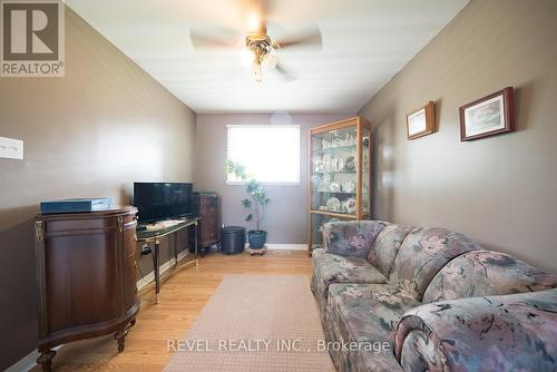 25 West Avenue, Hamilton, ON - Indoor