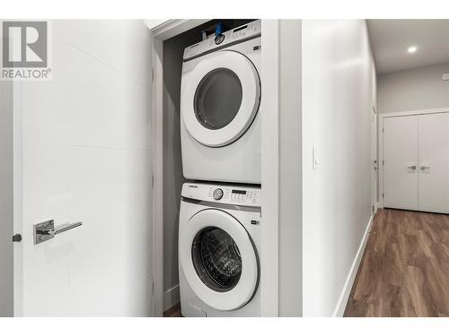 7141 Nakiska Drive, Vernon, BC - Indoor Photo Showing Laundry Room