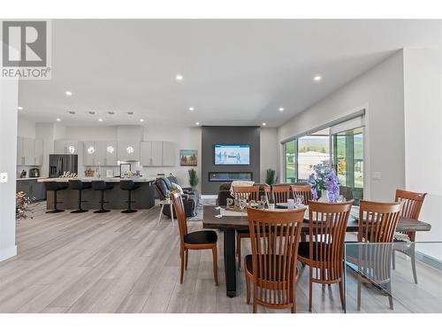 7141 Nakiska Drive, Vernon, BC - Indoor Photo Showing Dining Room