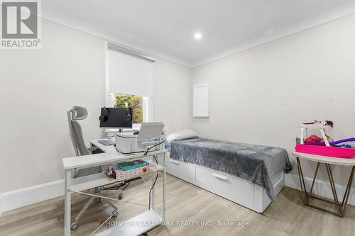 67 Seven Oaks Drive, Hamilton, ON - Indoor Photo Showing Bedroom