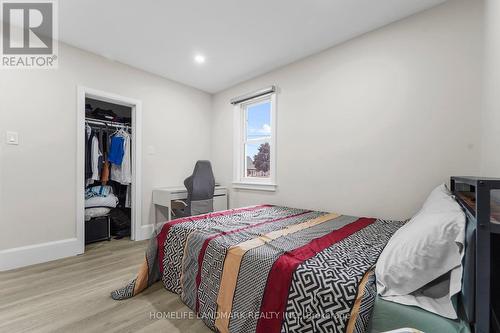 67 Seven Oaks Drive, Hamilton, ON - Indoor Photo Showing Bedroom