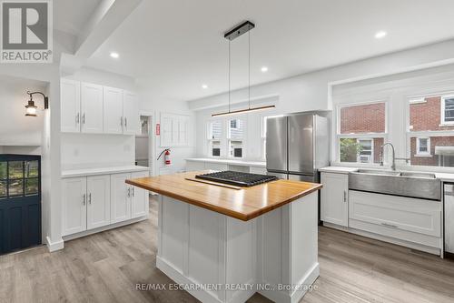 73 Talbot Street N, Norfolk, ON - Indoor Photo Showing Kitchen