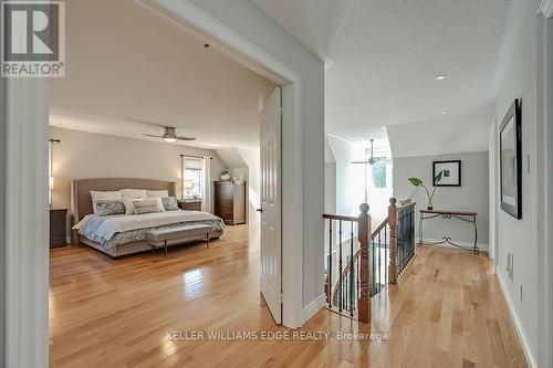 1407 Bayshire Drive, Oakville, ON - Indoor