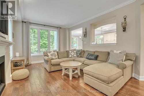 97 Jewel House Lane, Barrie, ON - Indoor Photo Showing Living Room With Fireplace