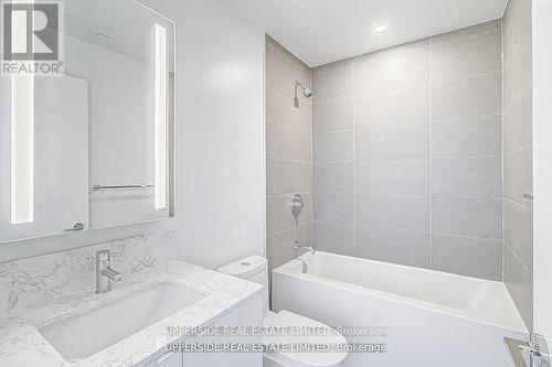 618 - 270 Dufferin Street, Toronto, ON - Indoor Photo Showing Bathroom