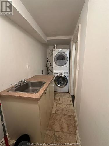 366 Hounslow Avenue Unit# Basement, Toronto, ON - Indoor Photo Showing Laundry Room