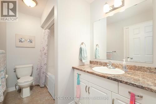 307 Louden Terrace, Peterborough (Monaghan), ON - Indoor Photo Showing Bathroom