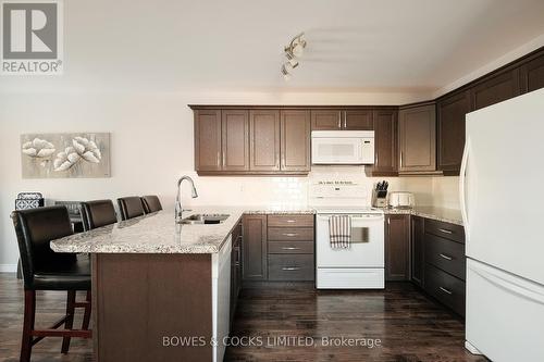 307 Louden Terrace, Peterborough (Monaghan), ON - Indoor Photo Showing Kitchen With Double Sink