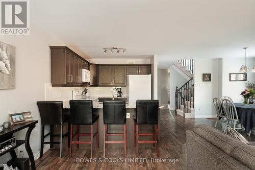 307 Louden Terrace, Peterborough (Monaghan), ON - Indoor Photo Showing Kitchen