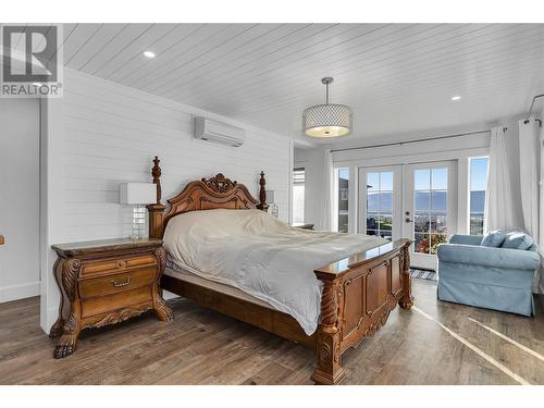 2191 Lavetta Drive, Kelowna, BC - Indoor Photo Showing Bedroom