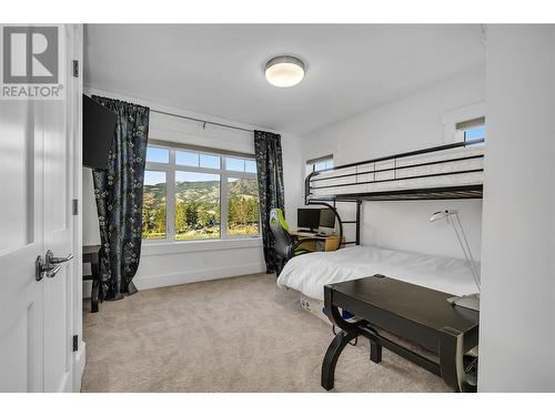 2191 Lavetta Drive, Kelowna, BC - Indoor Photo Showing Bedroom