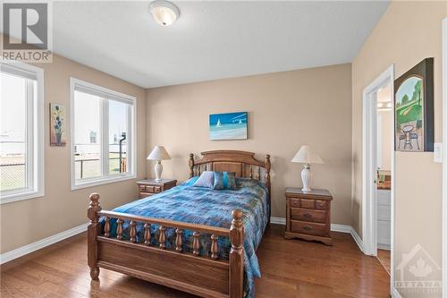 916 Eastboro Avenue, Ottawa, ON - Indoor Photo Showing Bedroom