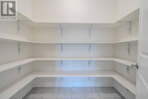 11 Upbound Court, East Gwillimbury, ON - Indoor With Storage