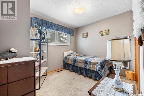 878 Edgar Street, Regina, SK - Indoor Photo Showing Bedroom