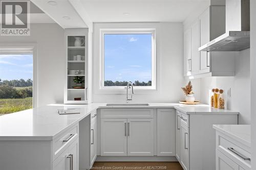 116 Bear Street, Essex, ON - Indoor Photo Showing Kitchen