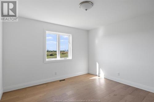 116 Bear Street, Essex, ON - Indoor Photo Showing Other Room