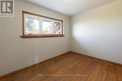 895 Highway 7 Road, Kawartha Lakes, ON - Indoor Photo Showing Other Room