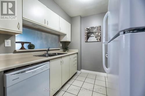 606 - 1665 Pickering Parkway, Pickering, ON - Indoor Photo Showing Kitchen With Double Sink