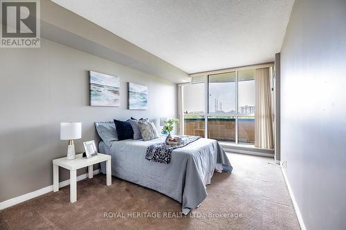 606 - 1665 Pickering Parkway, Pickering, ON - Indoor Photo Showing Bedroom