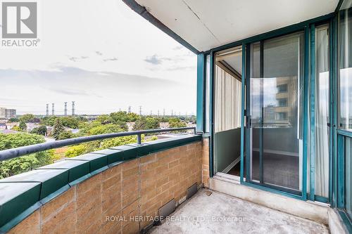 606 - 1665 Pickering Parkway, Pickering, ON - Outdoor With Balcony With Exterior