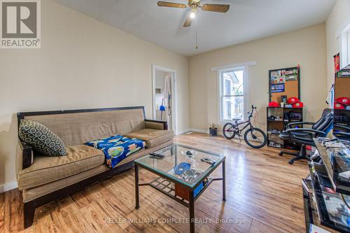 47 North Street, St. Catharines, ON - Indoor Photo Showing Living Room