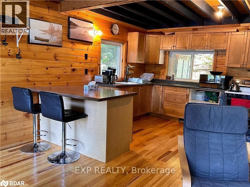 Part 41 Island Lake Road, Kearney, ON - Indoor Photo Showing Kitchen