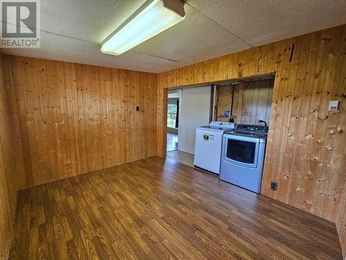 9916 Adams Street, Fort St. John, BC - Indoor Photo Showing Kitchen